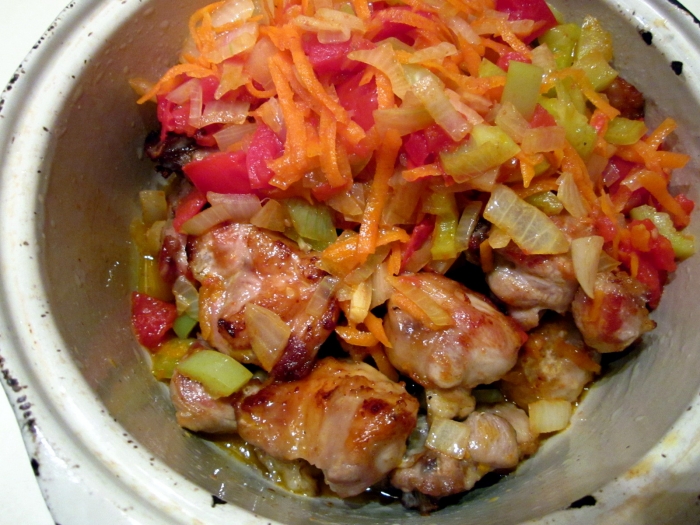 Гузки индейки в овощном соусе. Афтар: Магучий