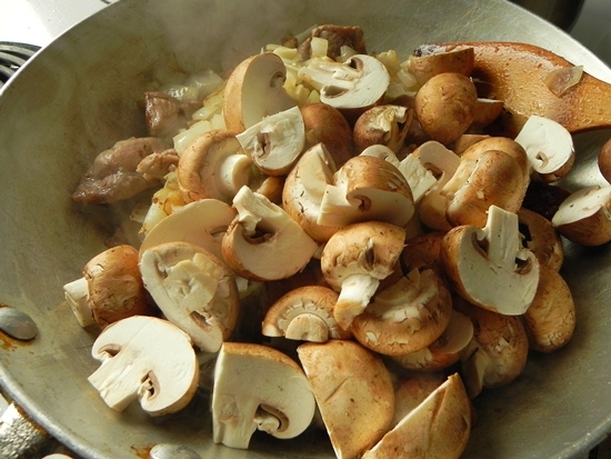 Свинина с грибами в кукурузном соусе. Афтар: КонАццкий Syndrom