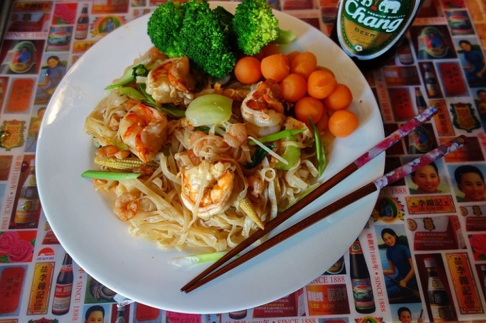 Рисовая  лапша с креветками в тайском стиле. Крео от Чунги