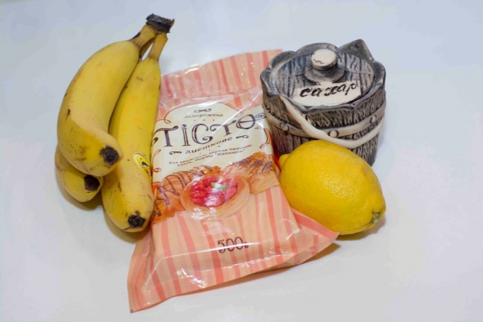 Мясо бананов запеченное в листовом тесте. Конкурсное. Автор: Жук