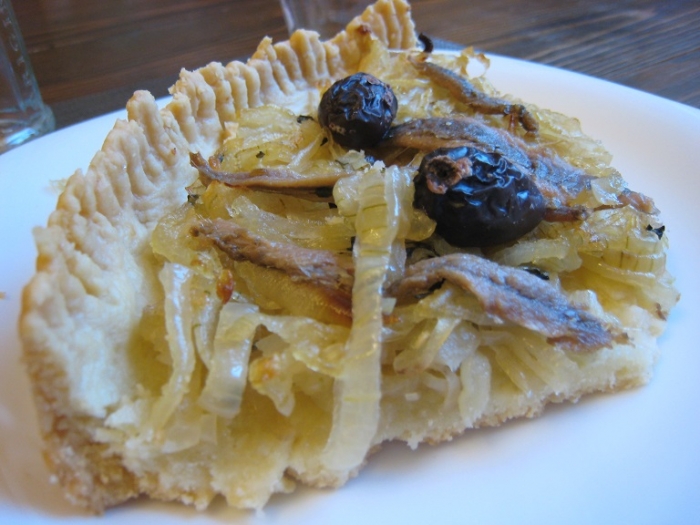 Пирог луковый с анчоусами и оливками. Афтар: Агафья