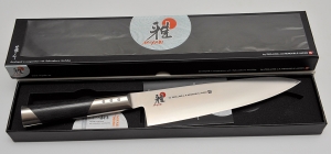 продано. Нож шеф, японский. От MIYABI, модель 7000 MC  34583-200