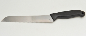 Нож кухонный, волновой