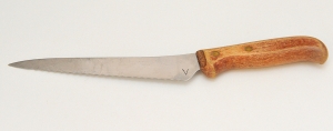 Нож серрейторный от шведской фирмы