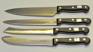Набор кухонных ножей от фирмы MICHELANGELO