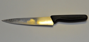 Нож кухонный от фирмы VICTORINOX